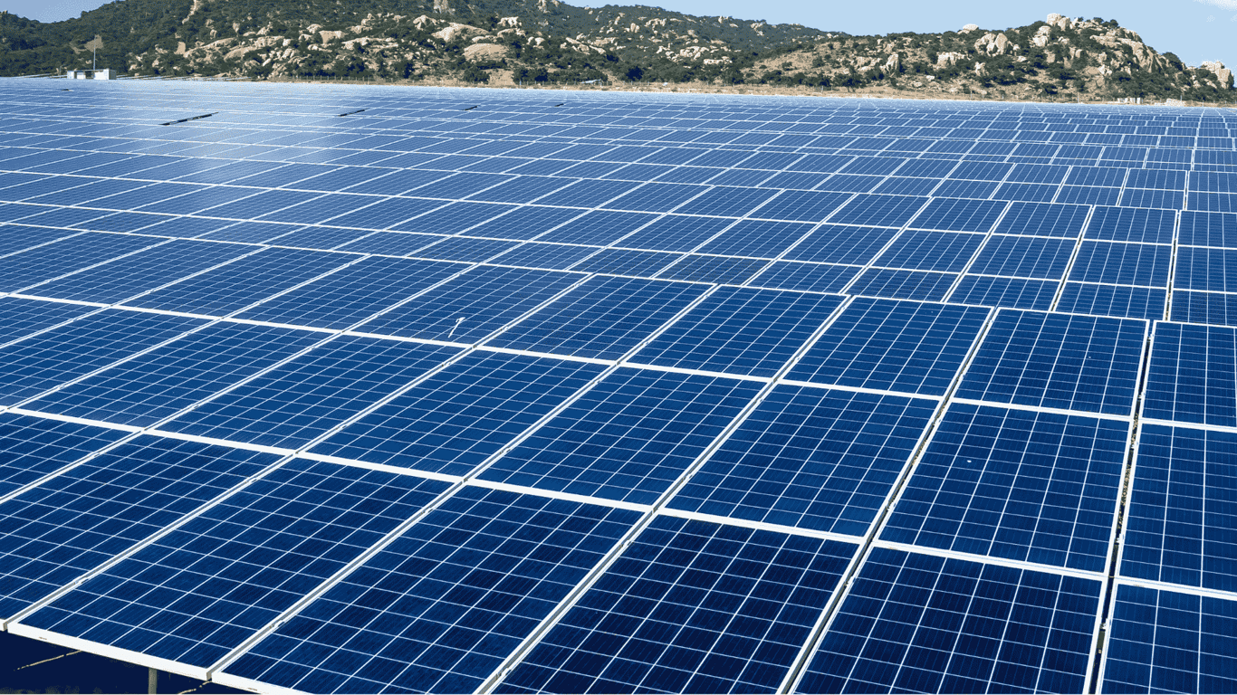  UK Government Approves Tillbridge Solar Project in Lincolnshire Powering 7.5 Million Homes