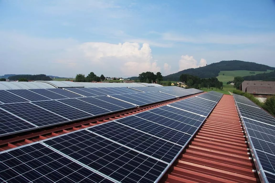  Oman opensthe Ibri II solar farmwitha capacity of 500 megawatts