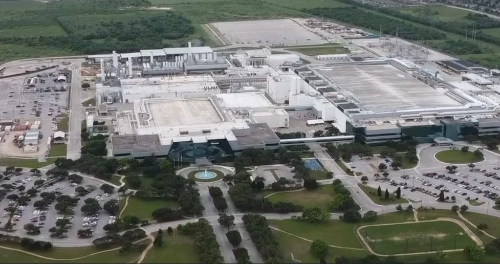 semiconductor fabs in us